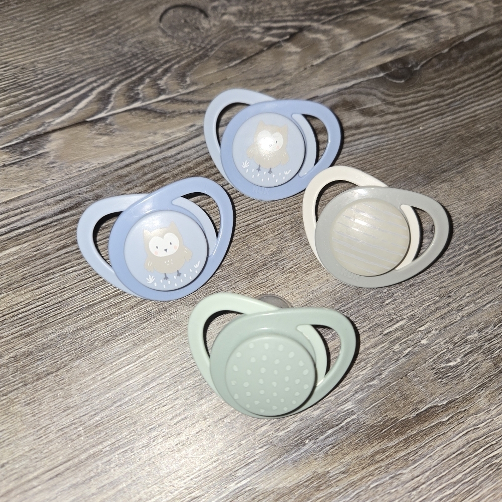 4 Nuk For Nature Pacifier Set - Picture 2 of 3